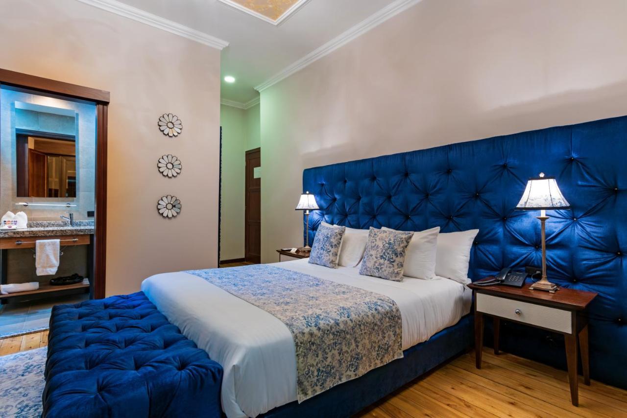 Hotel La Cofradia Pub-House Куэнка Экстерьер фото