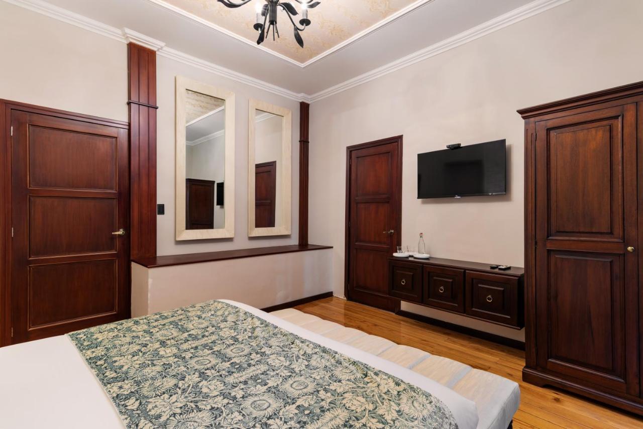 Hotel La Cofradia Pub-House Куэнка Экстерьер фото